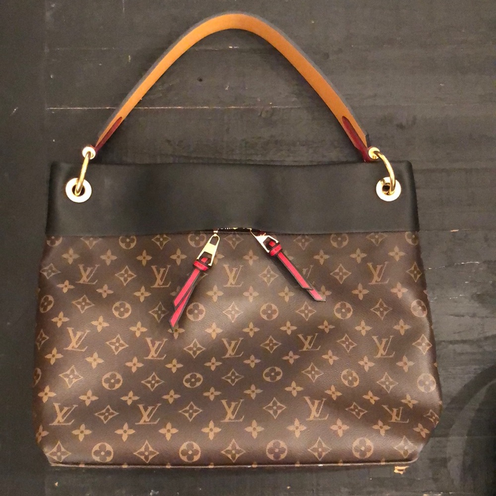 Tuileries Hobo Louis Vuitton